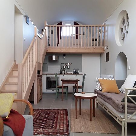 Le Clos - La Chapelle Lombard  エクステリア 写真